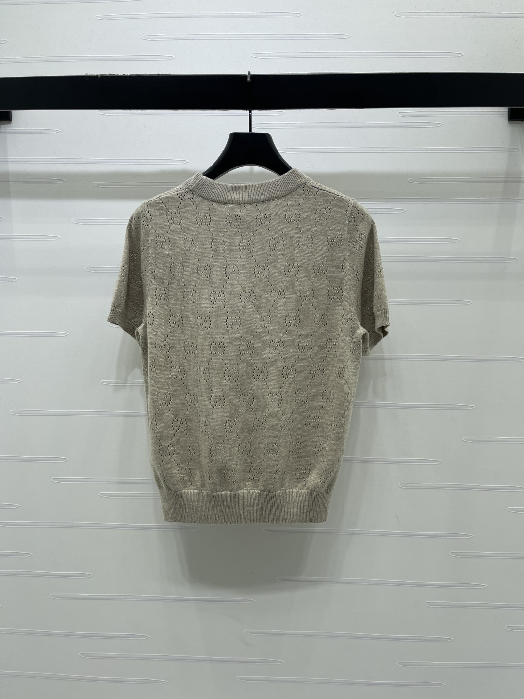 Women's short sleeves